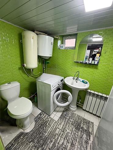 Продажа коттеджей и домов: 🏡 Продается дом! 📍 г. Каракол, ул. Алыбакова, в 5 минутах от центра — 6