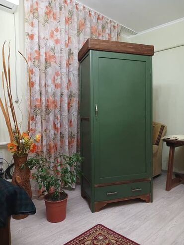 куплю советскую мебель: Шкаф шифоньер винтажный, массив дерева, редизайн в ретро стиле
