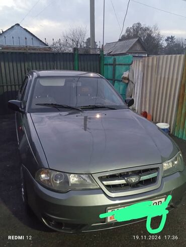 Daewoo: Daewoo Nexia: 2012 г., 1.6 л, Механика, Газ, Седан