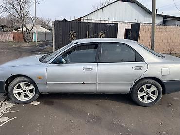 Mazda: Mazda 626: 1993 г., 1.8 л, Механика, Бензин, Седан — 3