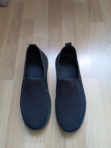 yay ayaqqabı: Kişi üçün ayaqqabı,42 razmer,yüngül yay ayaqqabısi,material — 1