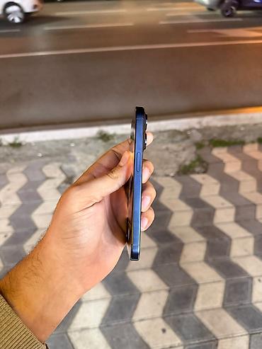 pro max: IPhone 15 Pro, 128 GB, Deep Purple, Face ID — 4