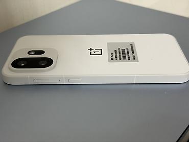 iphone 16 pro max 256: Смартфон OnePlus 15T, белый Практически новый - пользовались неделю — 3