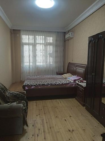 Квартиры: 2 otaqlı mənzil – geniş və işıqlı zal, iri pəncərələr və balkon 2 — 5