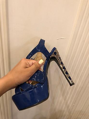 Basanoşka və səndəllər: Dior, Ölçü: 35, rəng - Göy, İşlənmiş — 1