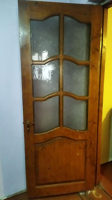 Ağac qapı, şüşəli dizayn. Əmircanda - Material: tam ağac (təbii