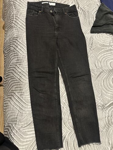 женские куртки с капюшоном: Cinslər, Bershka, S (EU 36)