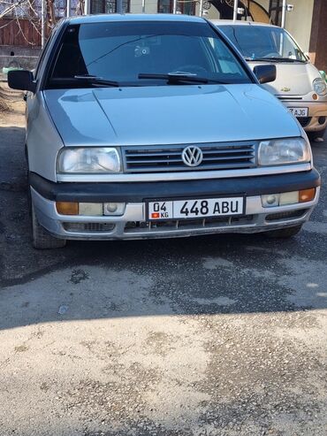 купить фары на пассат б3: Volkswagen Vento: 1994 г., Механика, Бензин, Седан