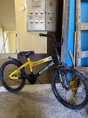 Velosiped 20 lik. Pedallari yenilenmelidir.ünvan 9 mkr 
Profilə vurun