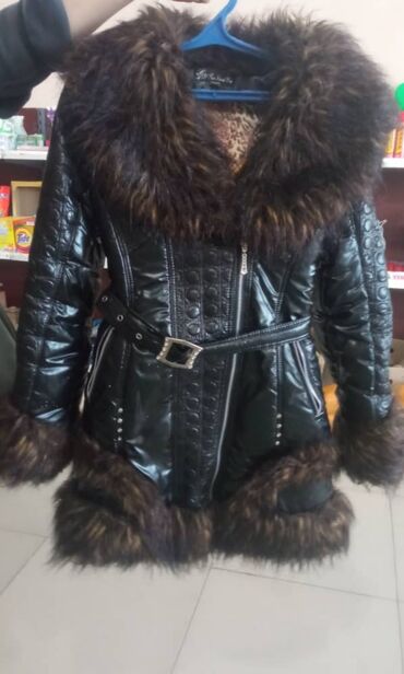 женская зимняя теплая куртка: Шуба