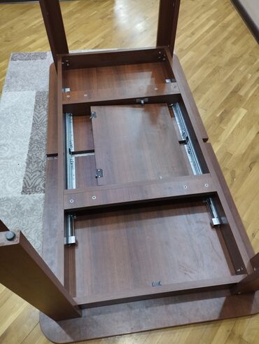 uglovoi stol s polkami: Qonaq masasi sxema ile acilan baqlanan acilanda 2m.20 s olur yaxsi