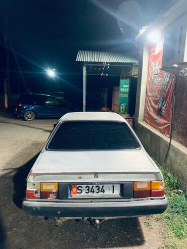 сколько стоит датчик коленвала: Audi 80: 1988 г., 1.8 л, Механика, Седан