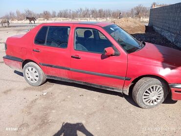 фольсваген минивен: Volkswagen Vento: 1993 г., 2 л, Механика, Бензин