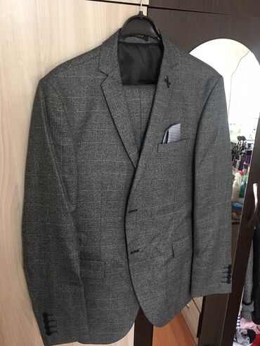 костюм на заказ: Костюм L (EU 40), цвет - Серый