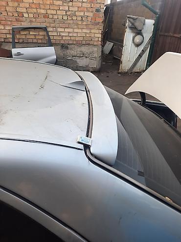 Другие детали кузова: Разбор Mercedes-Benz E-Class W210 (седан, дорестайлинг, серебристый — 7