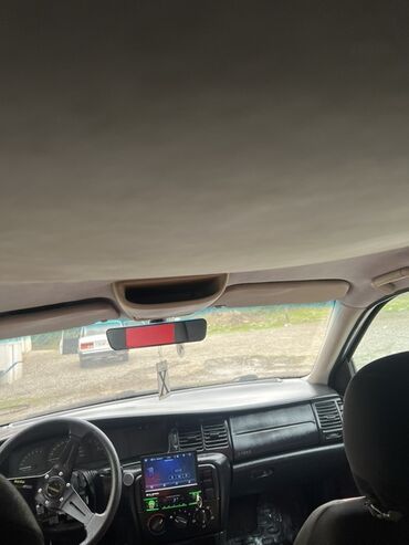 Opel: Opel Vectra: 1.8 l | 2000 il Sedan — 4