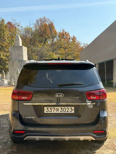 Kia: Kia Carnival: 2019 г., 2.2 л, Автомат, Дизель, Минивэн — 13