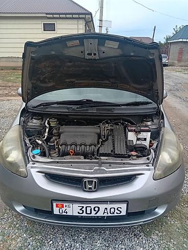 civic 5: Honda Fit: 2004 г., 1.3 л, Вариатор, Бензин, Хэтчбэк — 6