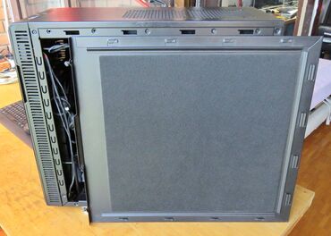 Ostali kompjuterski delovi: Fractal Design Define 4 Black Pearl Sound Proof 12kg Čelika Obloženo — 10