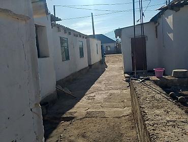 Продажа коттеджей и домов: Кочкор центрдан 5 бөлмөлүү үй сатылат. үйдүн көрүнүшү сүрөттөдүгөй — 3