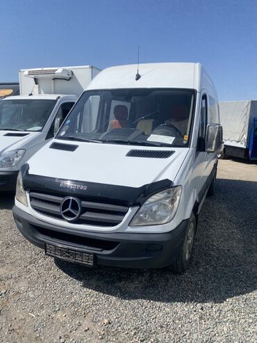 портер 2 дубль кабина: Жеңил жүк ташуучу унаа, Mercedes-Benz, Стандарт