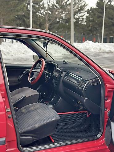 Volkswagen: Volkswagen Vento: 1993 г., 1.8 л, Механика, Бензин, Седан — 8