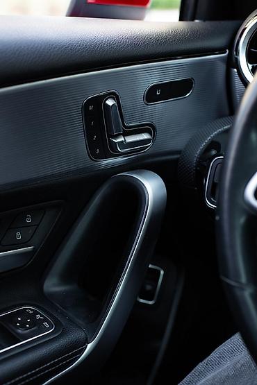 mersedes c klasi: Mercedes-Benz A-Class: 2.1 l | 2020 il Hetçbek — 10