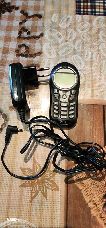 зарядные устройства для телефонов 1 2 a: Motorola Defy, Б/у, < 2 ГБ, 1 SIM