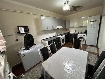 Продажа коттеджей и домов: 3 комнаты, 180 м², 2 соток, Бишкек — 13