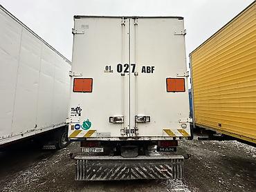 Другой транспорт: Продаю ман 14280 Год:2003 КПП 8 ступка делитель Размер шины 19,5 Блок — 4