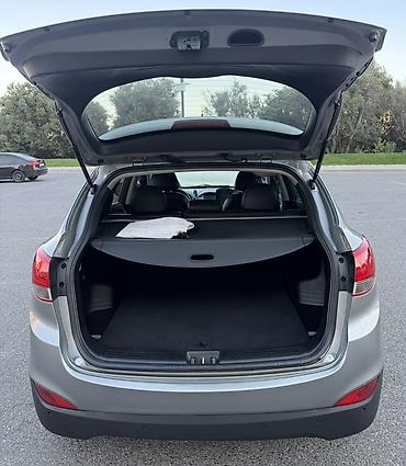 e60 guzgu: Hyundai ix35 Limited 4WD – gümüş rəngli şəhər/krosover. Texniki və — 5