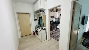 сниму квартиру в микрорайоне: 1 бөлмө, 31 кв. м, 1 кабат, Эски ремонт