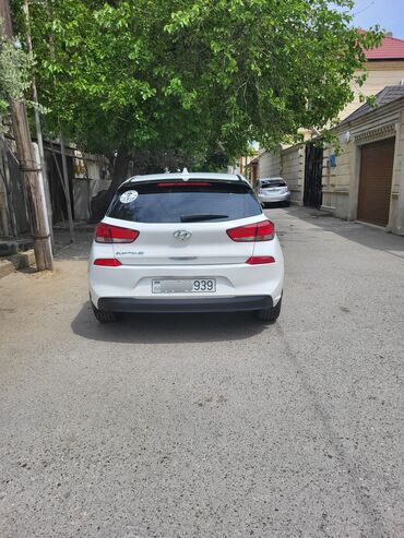 Hyundai: Hyundai Elantra: 2 l | 2020 il Hetçbek — 3