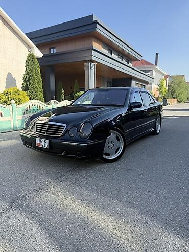 Mercedes-Benz E-Class: 2002 г., 4.3 л, Автомат, Бензин, Седан