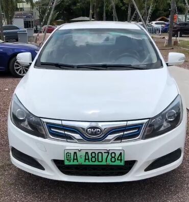 BYD: BYD e5 2019г Предлагаем вашему вниманию электроседан BYD e5 2019 года