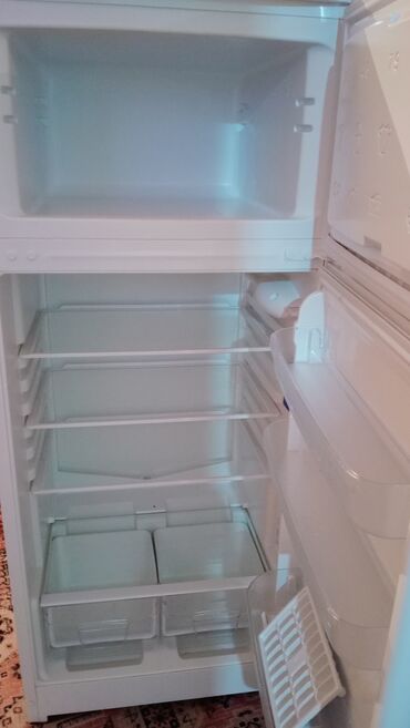 Soyuducular: 2 qapılı Indesit Soyuducu Satılır, rəng - Ağ — 5