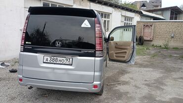 кадамжай машина: Honda Stepwgn: 2003 г., 2 л, Автомат, Газ, Вэн/Минивэн