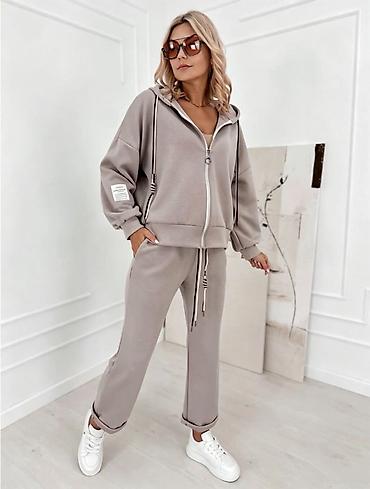 bitkisel mix: Ženski komplet trenerke sa kapuljačom – 2 dela

-3400din
SM L XL — 8