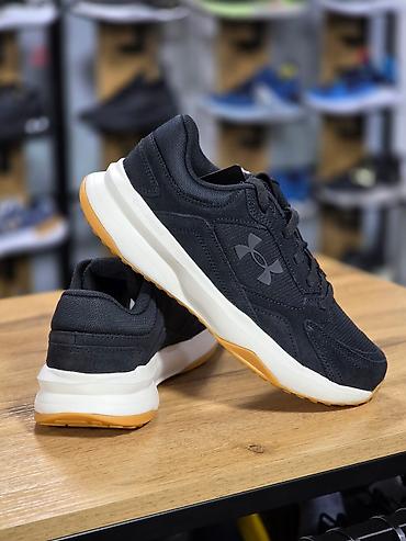 under armor: Мужские кроссовки, 44, 42.5, 42, Under Armour, Новый, цвет - Черный — 2