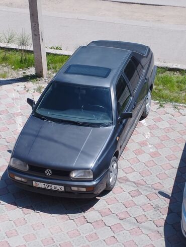 volkswagen туарег: Volkswagen Vento: 1994 г., 1.8 л, Механика, Бензин, Седан