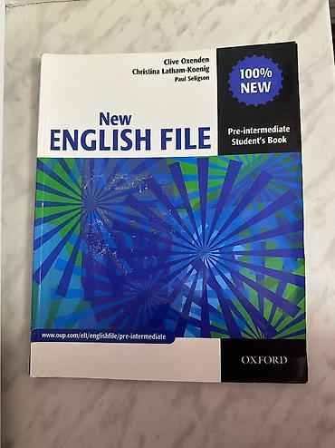 Книги и журналы: English file. Nəşrindən və levelindən asılı olaraq 3-4 manat arası — 3