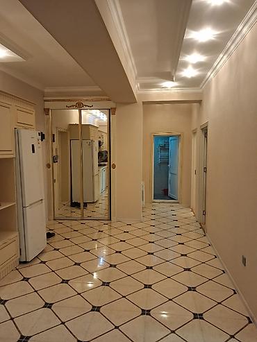 3 otaqlı, Yeni tikili, 94 kv. m