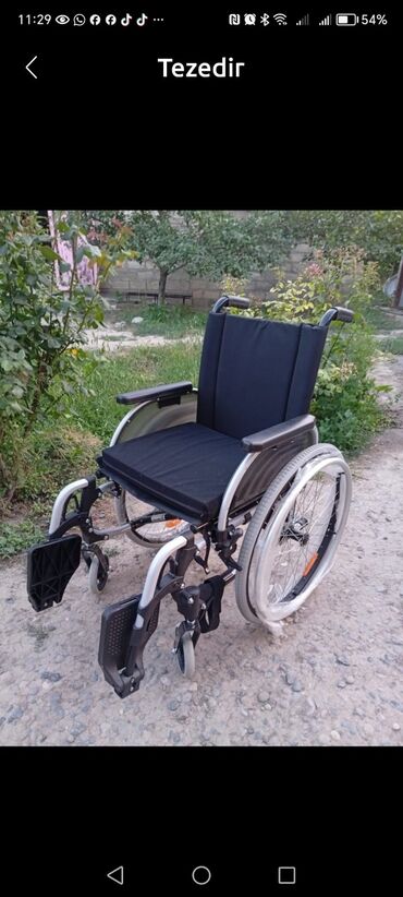 Yerimək üçün arabalar, çəliklər, əsalar, rollatorlar: Əlil arabası. Təzədir. İstifadə olunmayıb
