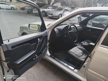 Mercedes-Benz: Mercedes-Benz C-Class: 1.8 l | 1993 il Sedan — 7