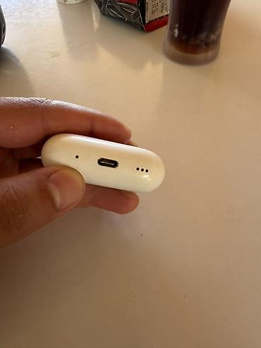 ucuz airpods: Apple AirPods Pro (2-ci nəsil) – Model A2968 Xüsusiyyətlər: - Aktiv — 5