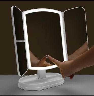 декор панель: Зеркало с ЛЭД подсветкой Незаменимый девайс для любой женщины