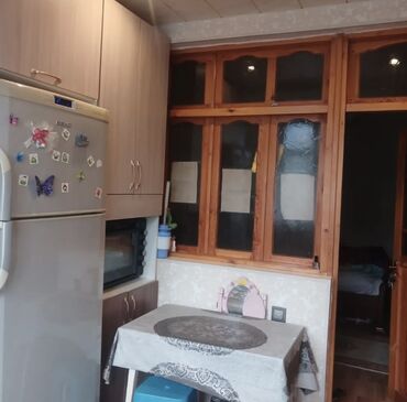 Uzunmüddətli kirayə mənzillər: 4 otaqlı mənzil 5/1mertebesi orta temirli leninqrad proyekti orta -da lalafo.az — 5 Uzunmüddətli kirayə mənzillər: 4 otaqlı mənzil 5/1mertebesi orta temirli leninqrad proyekti orta — 5