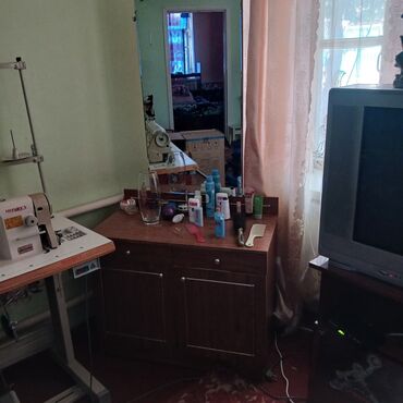 покрывало на кровать: Продаю трюмо