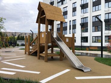 Искусственное покрытие: Укладка резинового покрытия — быстро и качественно! ОПИСАНИЕ: Ищете