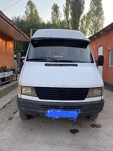 sprinter 2 2: Микроавтобус Mercedes-Benz (кабина и моторный отсек) Основные — 8